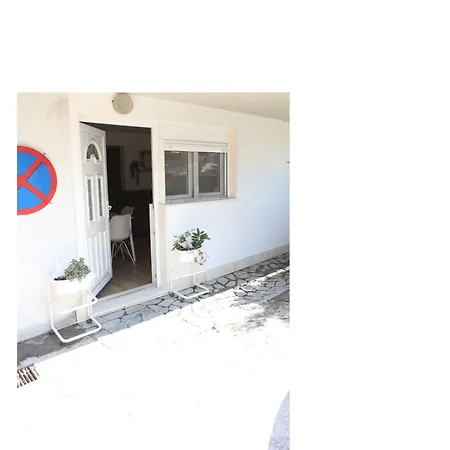 Adri Apartman *